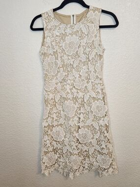 Ryan Michelle Dress Womens Size S White All Over Crochet Lace Sheath Midi Floral